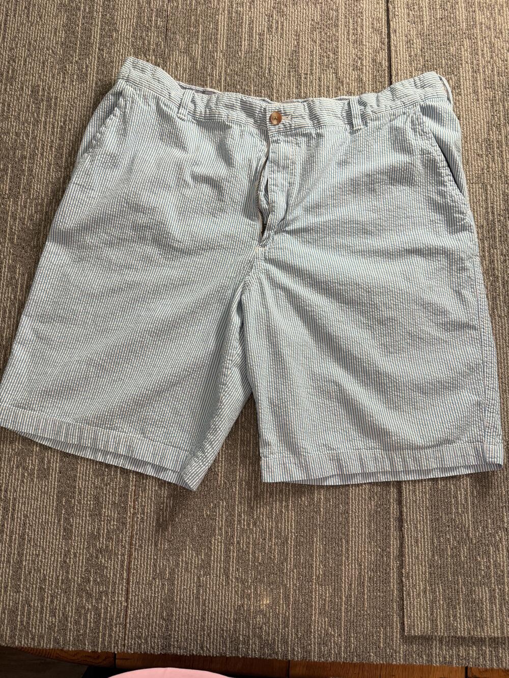 IZOD Shorts Mens 42 Seersucker Stripe Classic Fit Preppy Summer Casual